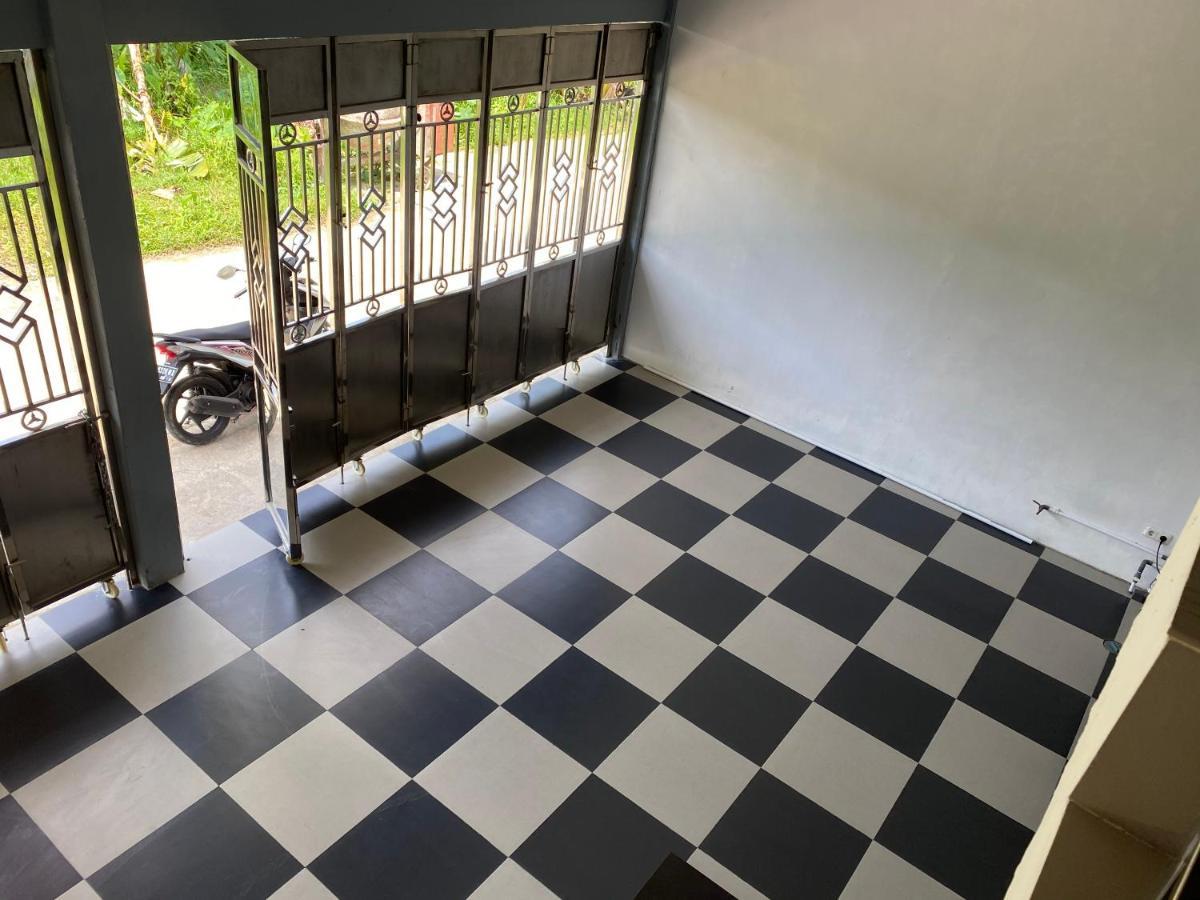 Khalisa Home Syariah 坤甸 外观 照片